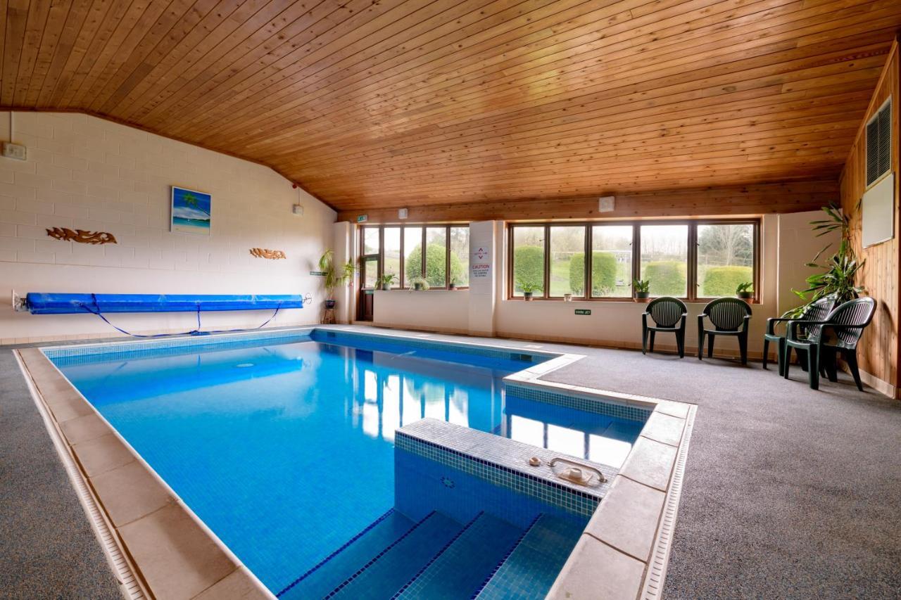 Luccombe Farm Holiday Cottages Milton Abbas Extérieur photo