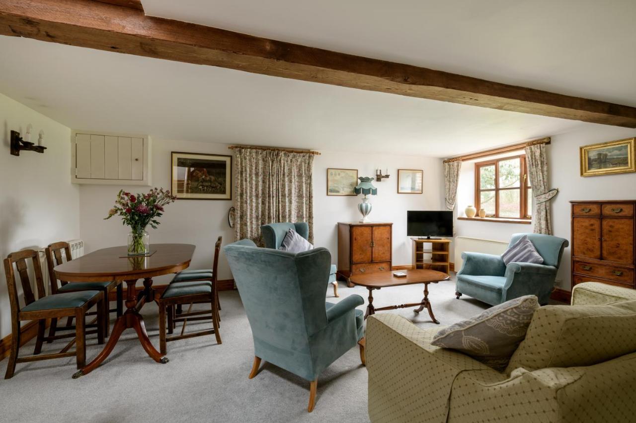 Luccombe Farm Holiday Cottages Milton Abbas Extérieur photo